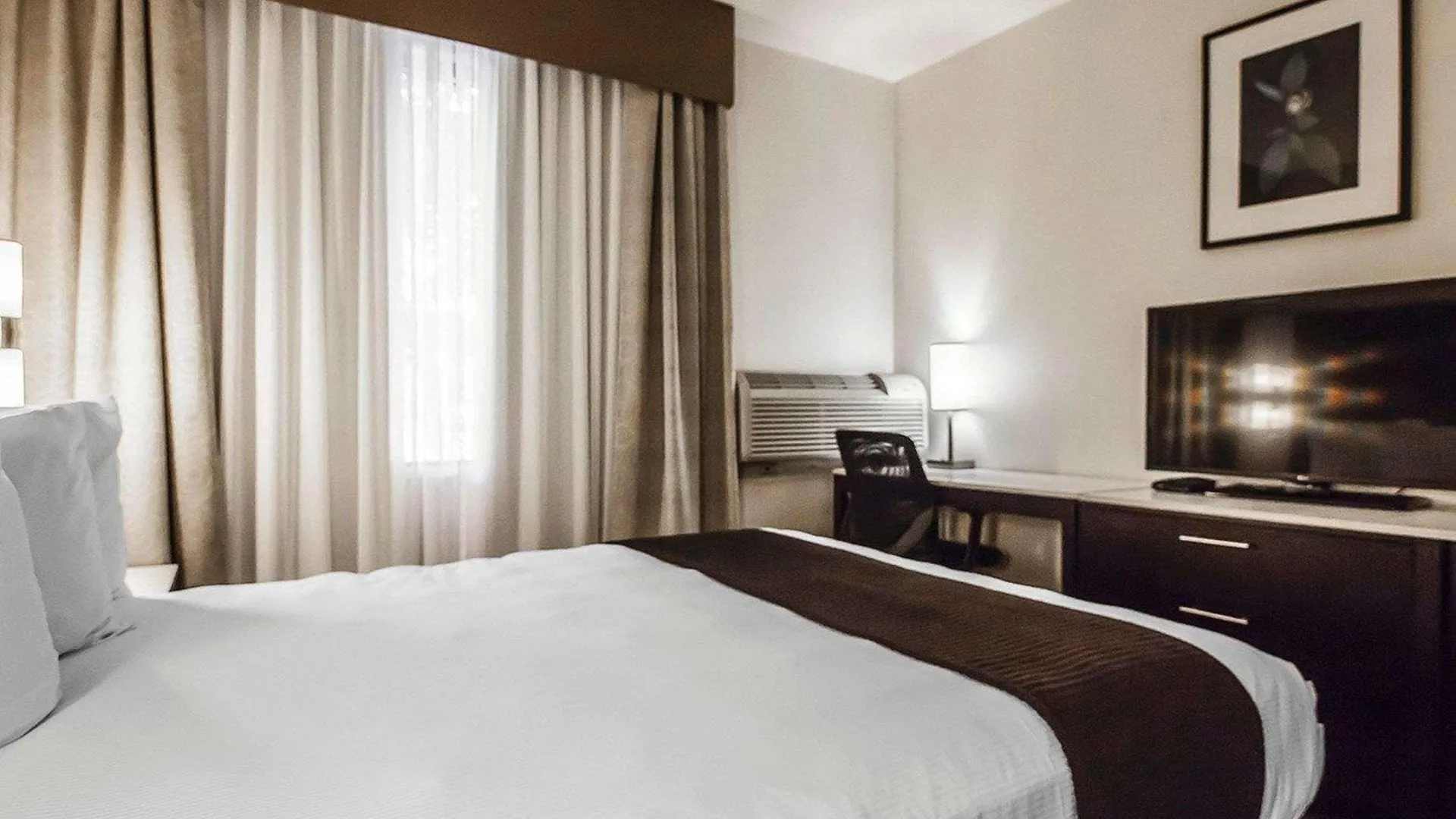 Quality Hotel Airport South Richmond Canada