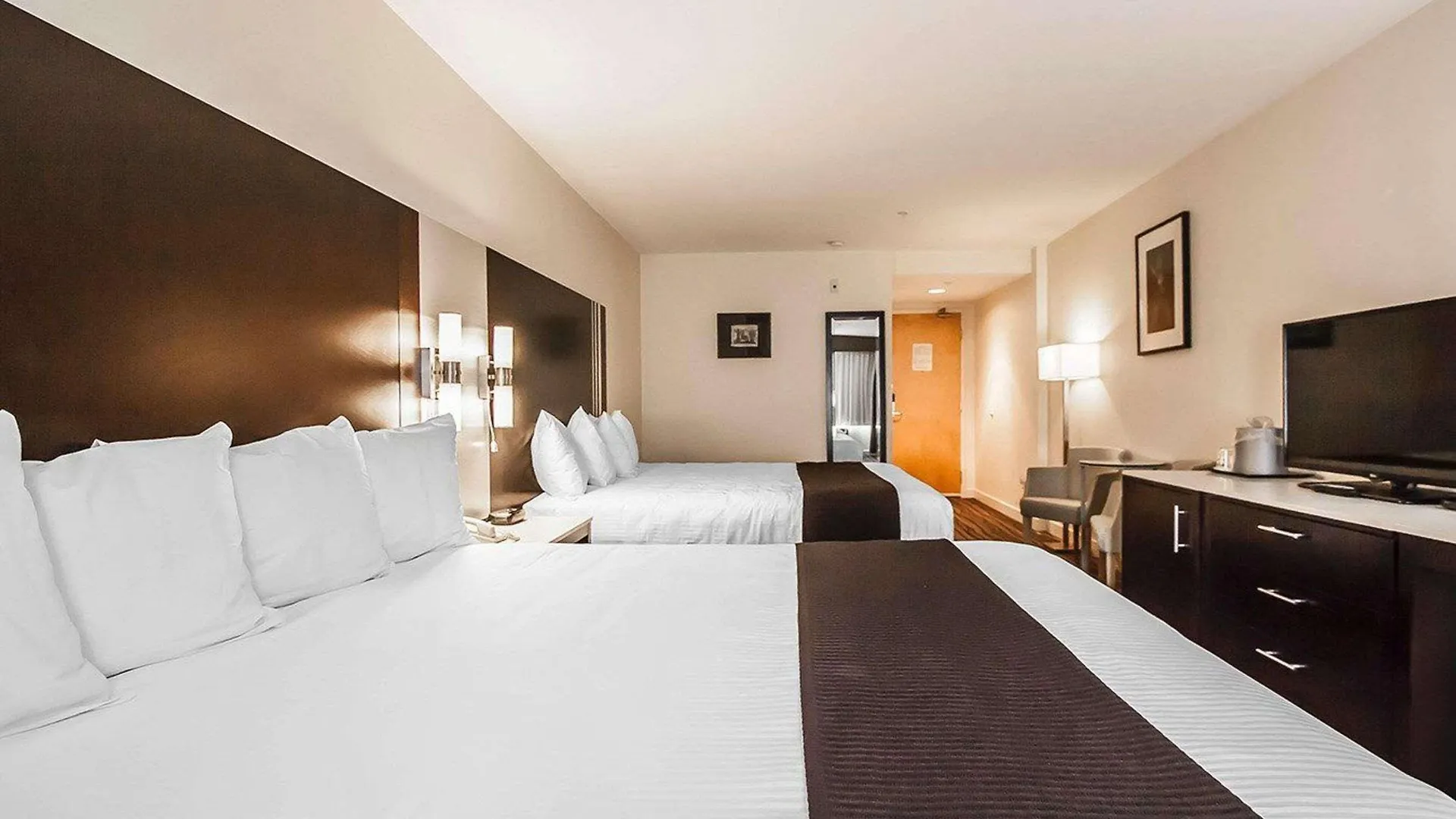 Quality Hotel Airport South Richmond