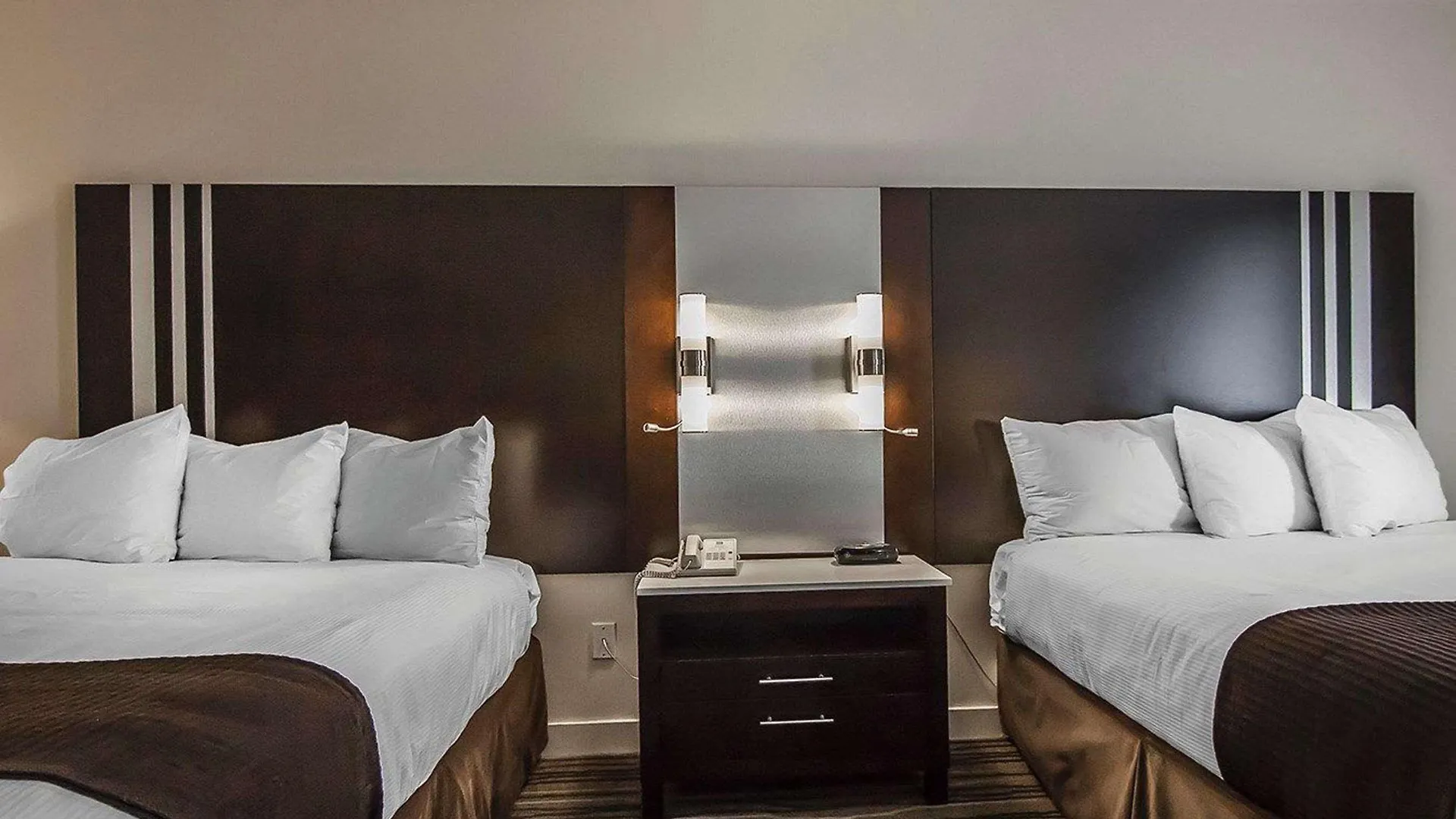 Quality Hotel Airport South Richmond