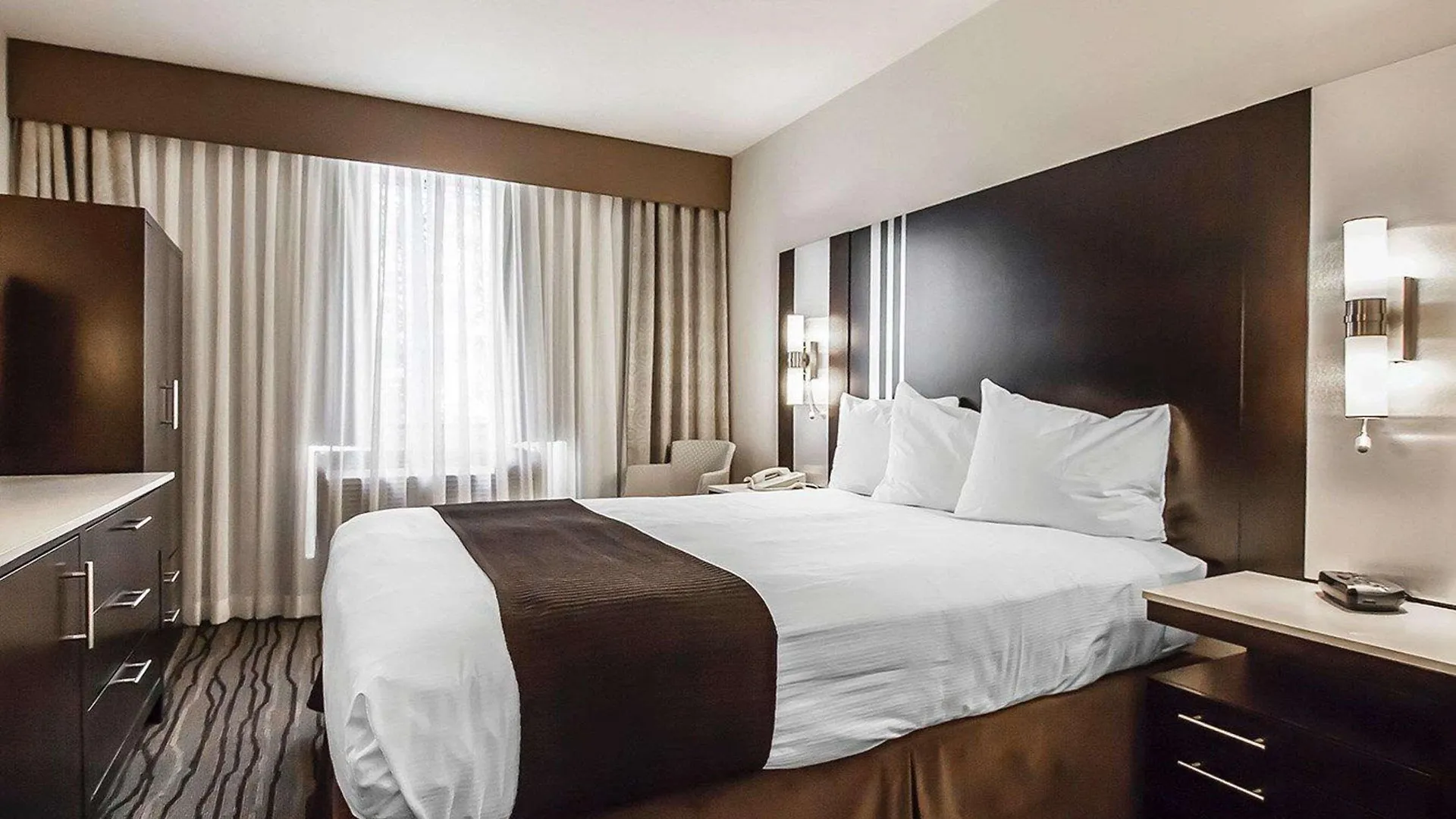 Quality Hotel Airport South Richmond