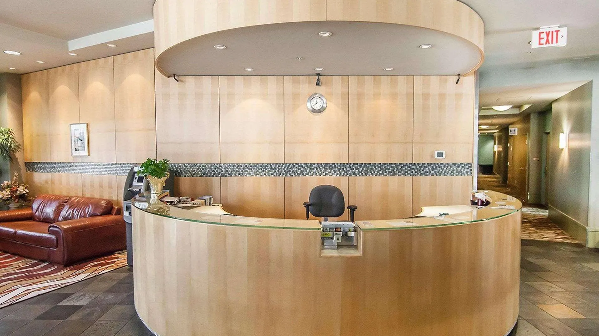 Quality Hotel Airport South Richmond