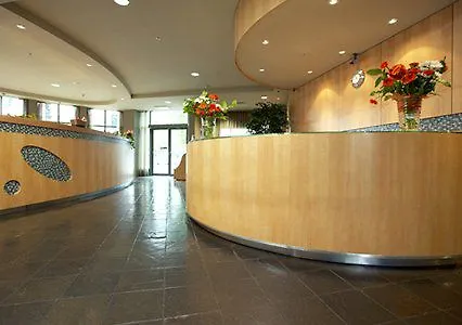 ***  Quality Hotel Airport South Richmond Canada
