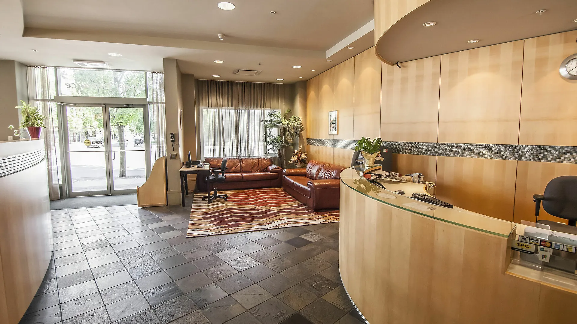 Quality Hotel Airport South Richmond 3*,