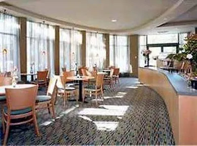 Quality Hotel Airport South Richmond 3*,  Canada