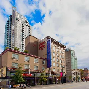 Howard Johnson By Wyndham Downtown ** Vancouver